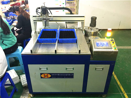 自動(dòng)灌膠機(jī) 自動(dòng)灌膠機(jī)